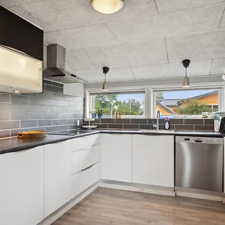 Holiday home Lovely In Haderslev With Wifi *