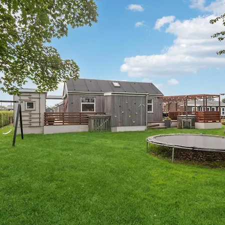 Four-bedroom In Haderslev Сasa de vacaciones *