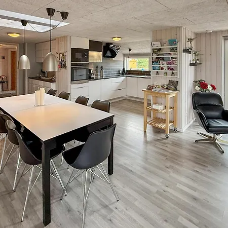 Four-bedroom In Haderslev